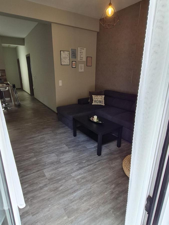 Trikala Easy Living B1 Kai B2公寓 外观 照片